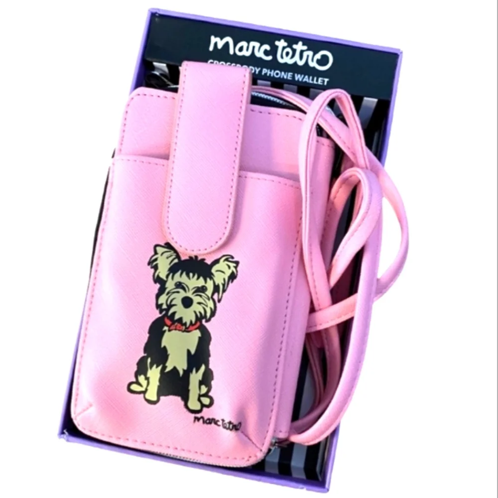 MARC TETRO PINK PHONE CASE NEW IN BOX NWT🏷✨️
